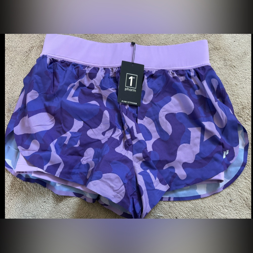 1st Phorm infinity shorts - size L